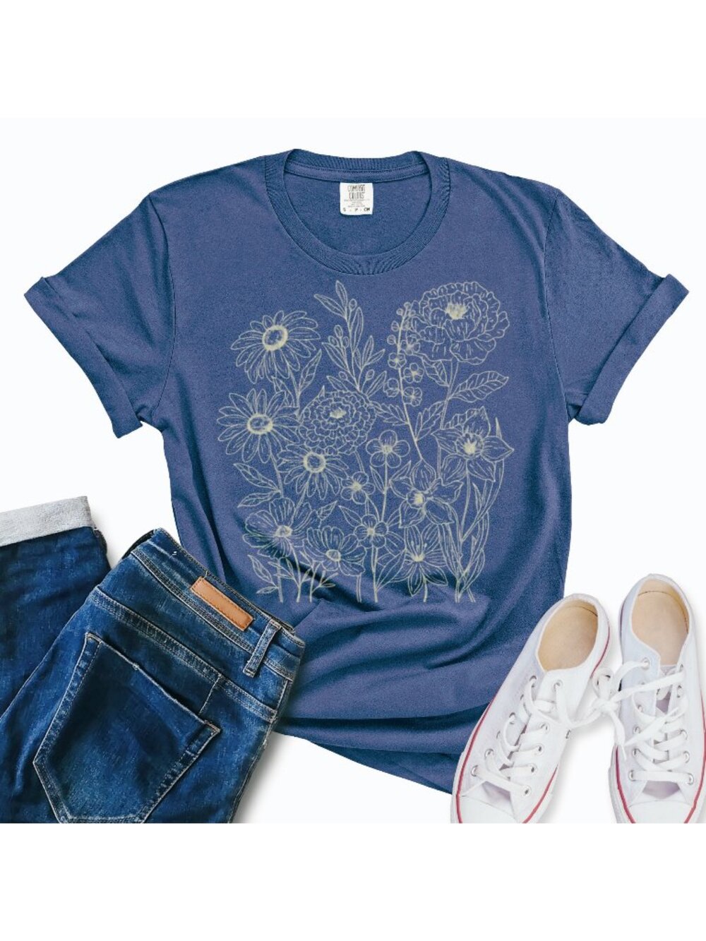 Floral Graphic Tee, Artistic Flower Shirt, Boho Chic Top, Women's Casual T-Shirt